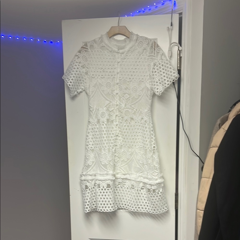 Elegant White Lace Dress